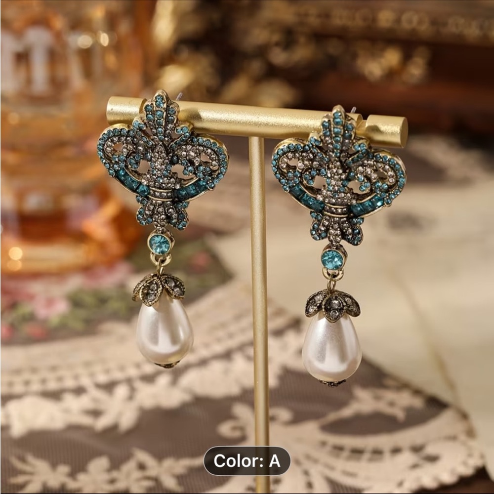 Elegant Teal and Pearl Drop Earrings